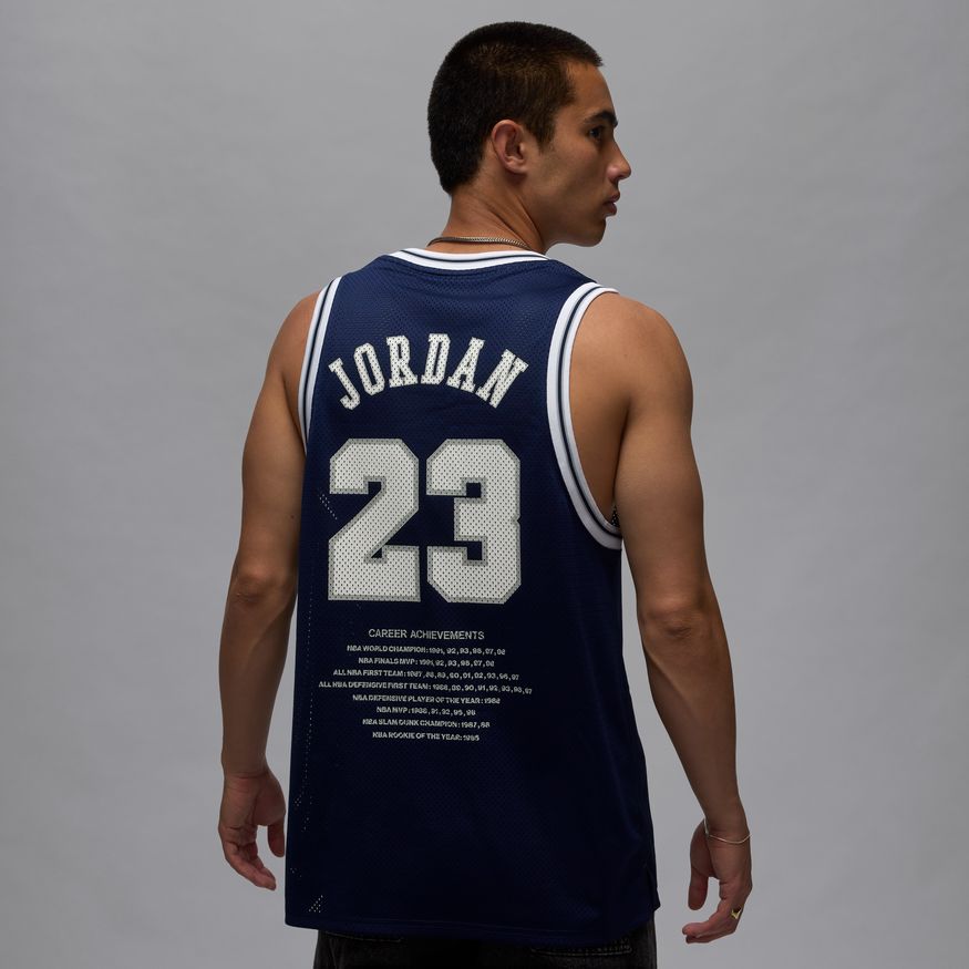 M Jordan Essentials HF9375-410 - Velora