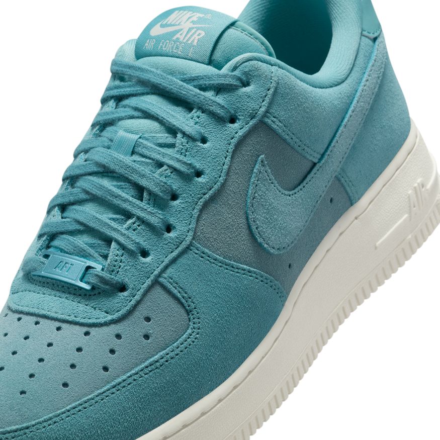 W Nike Air Force 1 '07 HJ5336-400 - Velora