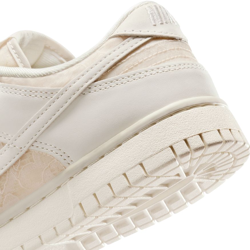 W Nike Dunk Low HJ5870-100 - Velora