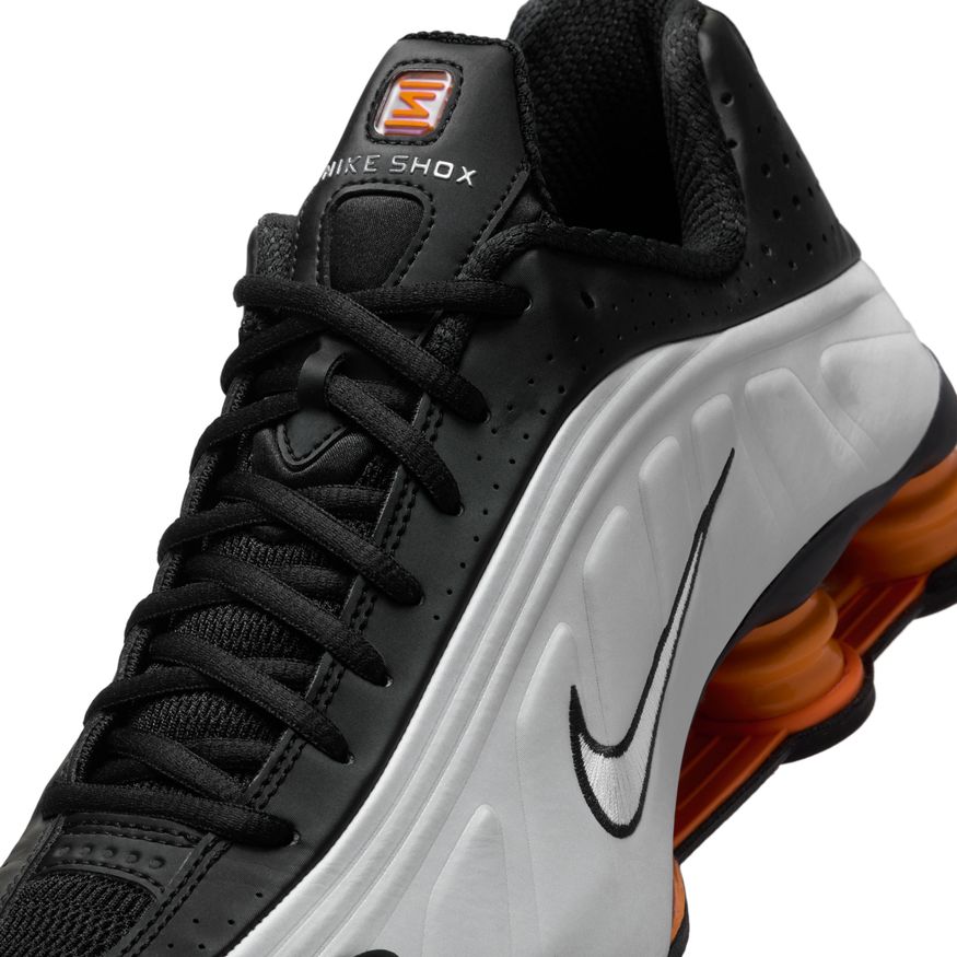 M Nike Shox R4 HQ1988-003 - Velora