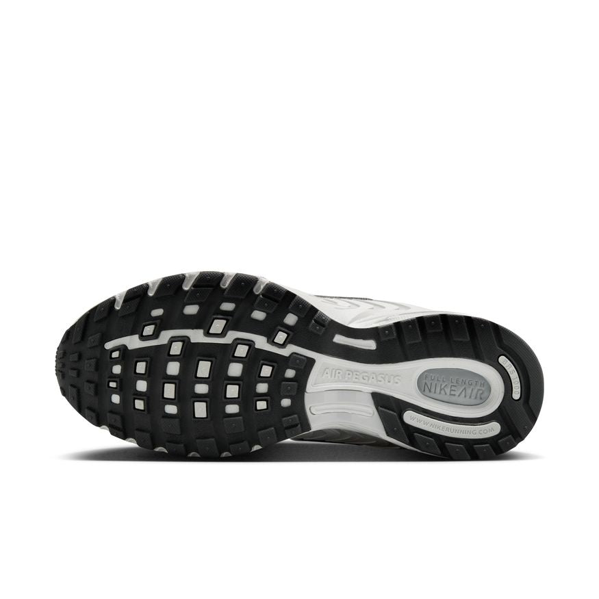 W Nike Air Pegasus 2005 HQ5718-103 - Velora