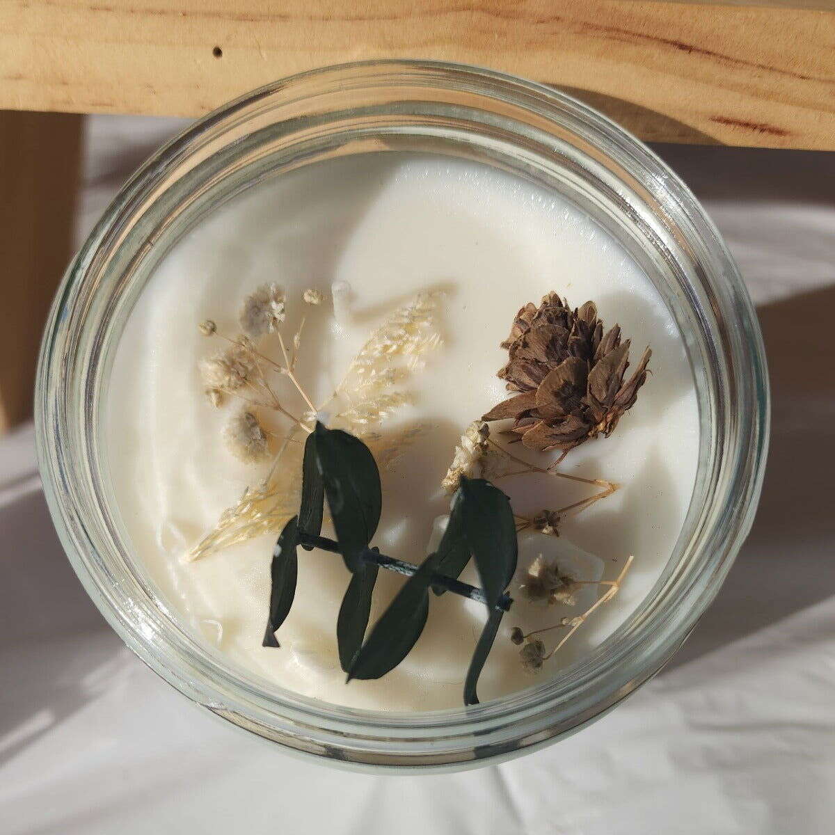 Heav Nation Soya Coconut Candle Canada - Festive Aroma - Velora Luxury Fashion