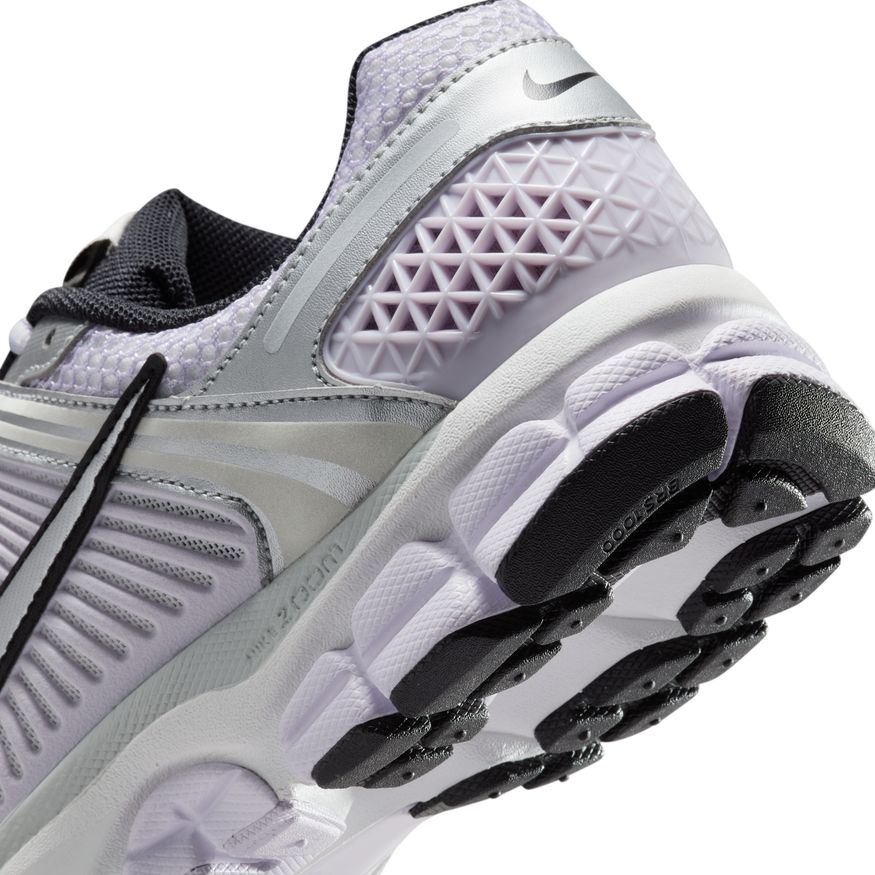 W Nike Zoom Vomero 5 IB7253-500 - Velora