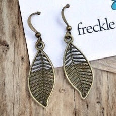 Filigree Leaf Earrings – Lightweight Nature-Inspired Dangles - Velora
