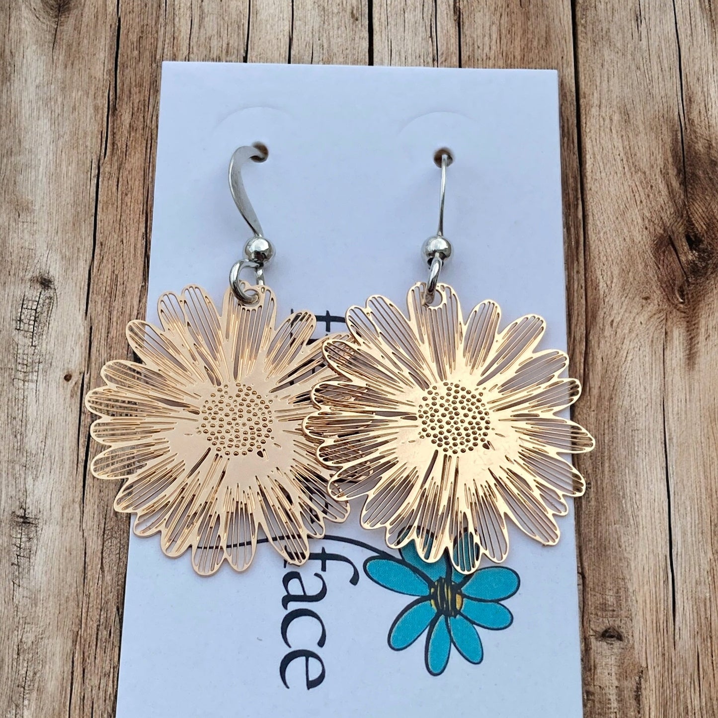 Lightweight Flower Burst Earrings - Velora