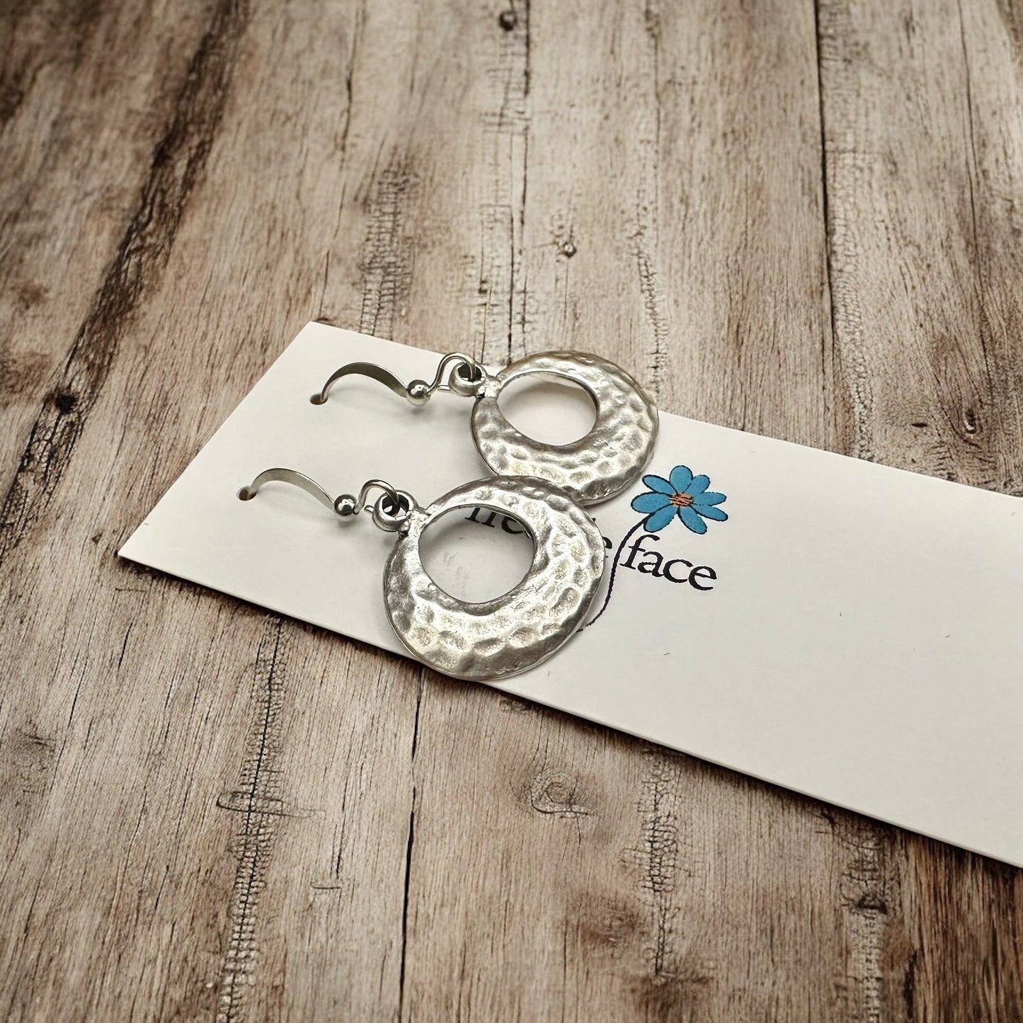 Textured Hoop Earrings - Velora