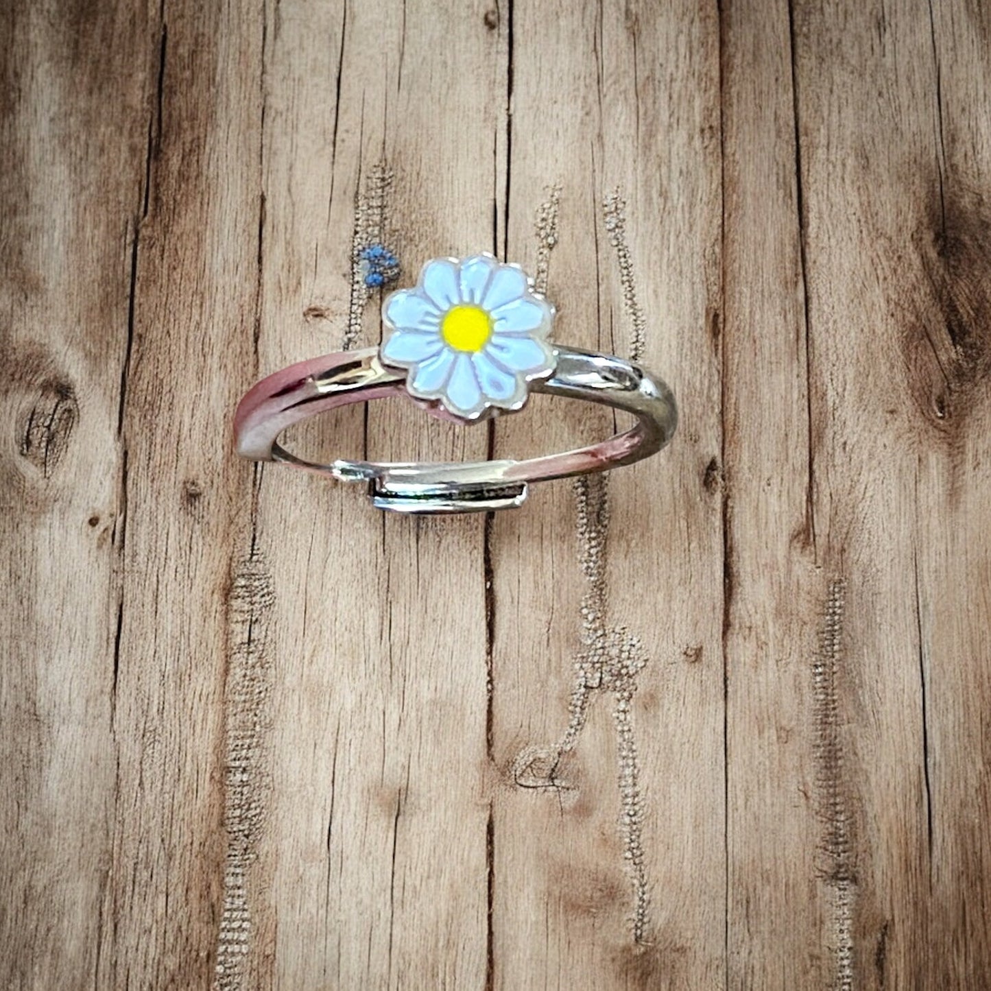 Daisy Fidget Ring – Adjustable Spinner Ring for Anxiety Relief - Velora