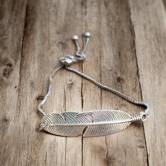 Adjustable Bracelet - Silver Feather - Velora