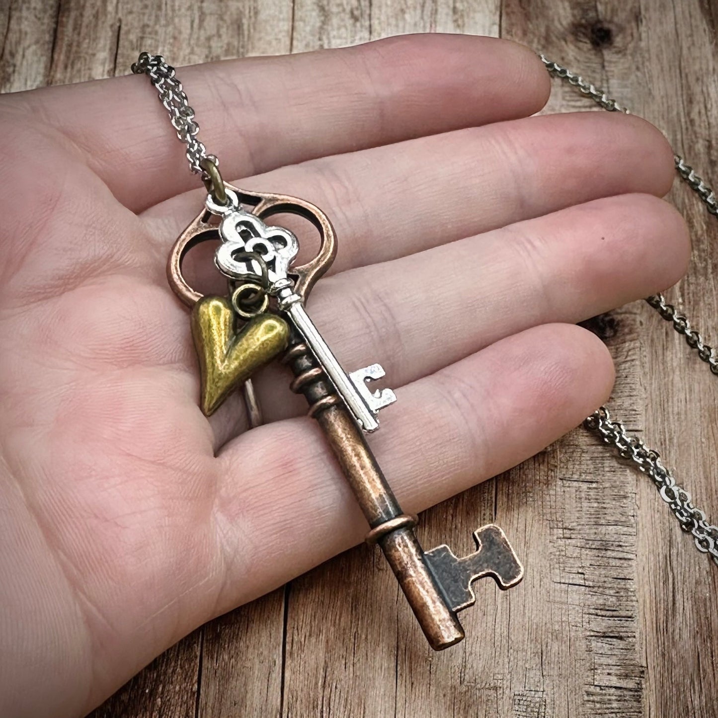 Key to my Heart Necklace - Velora