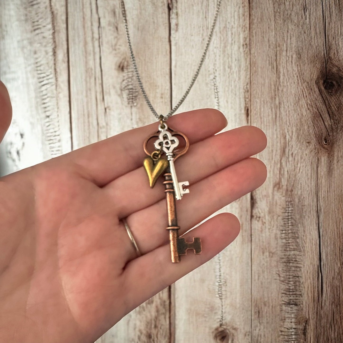 Key to my Heart Necklace - Velora