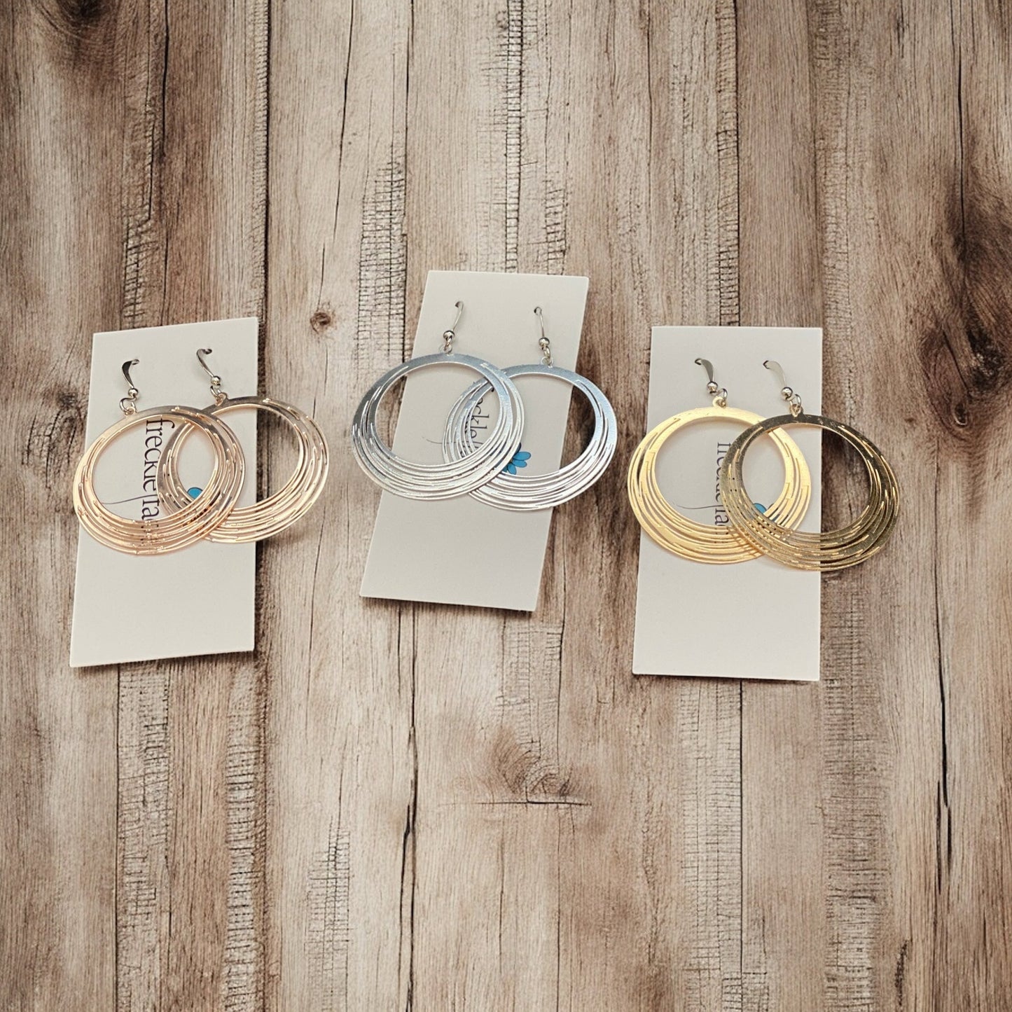 Lightweigh Circle Earrings - Velora