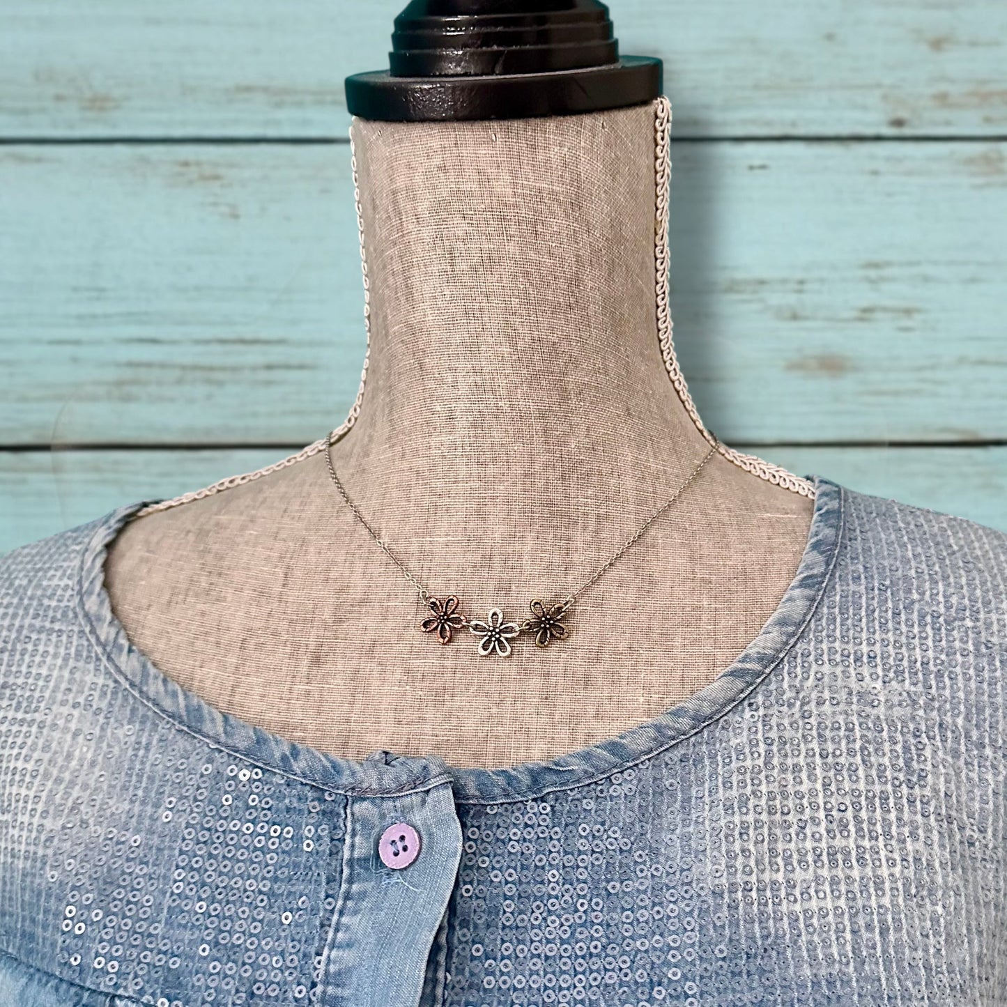 Flower Blossom Necklace - Velora