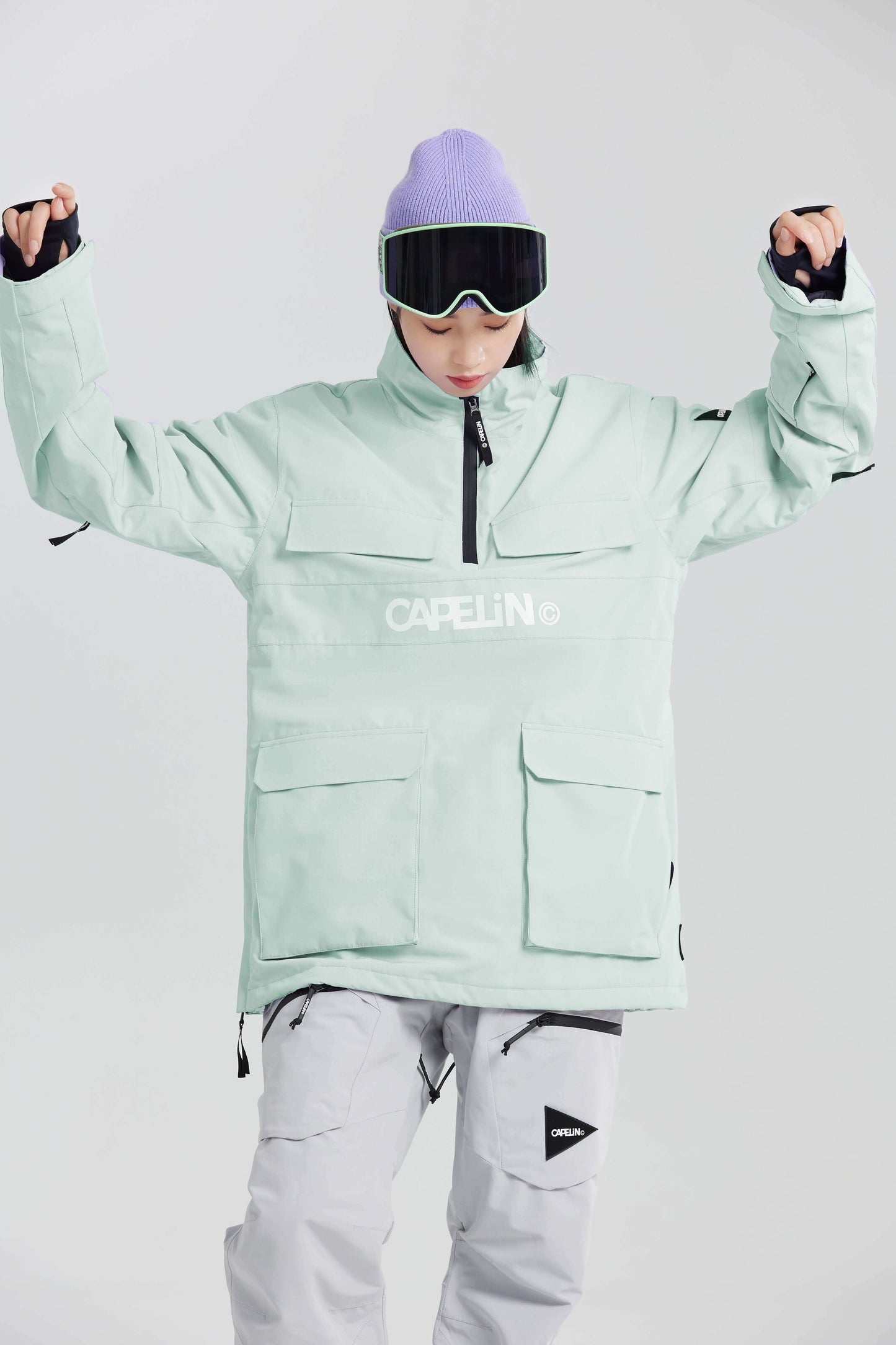 Yenna Women's Pullover Snowboard Jacket - Velora