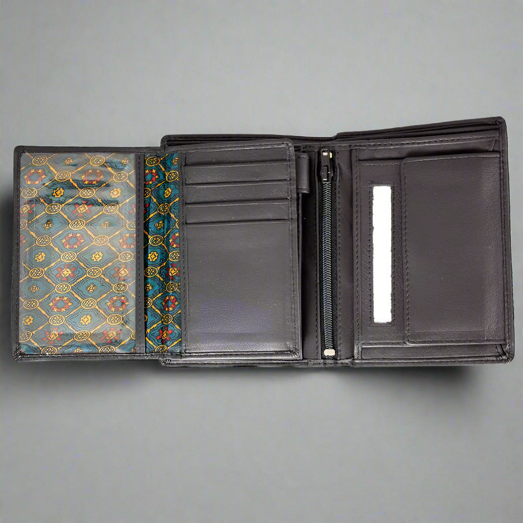 JBG International Men's Snap Close Flip Trifold Leather Wallet Boutique of Leathers/Open Road