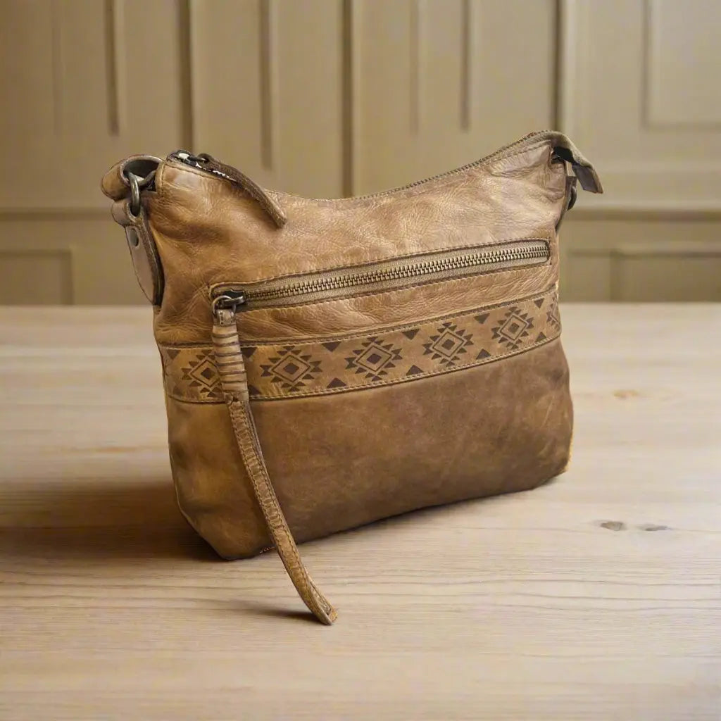 MET Crossbody Bag with Aztec Design Boutique of Leathers/Open Road