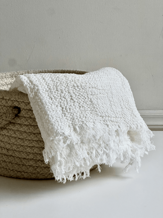 Nantucket Linen Throw - available in 5 colors - Velora Luxury Fashion