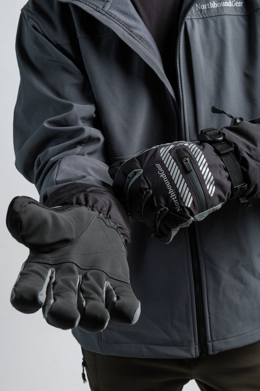 “Defender” 3-in-1 Gloves with Touchscreen Northbound Gear