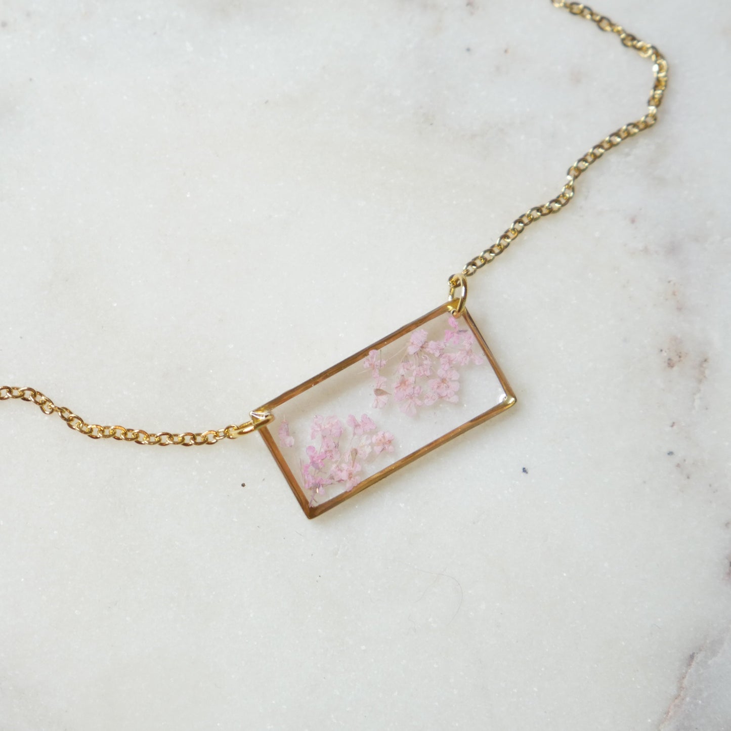 Collier Estelle rose - rectangle( moyen) - Velora
