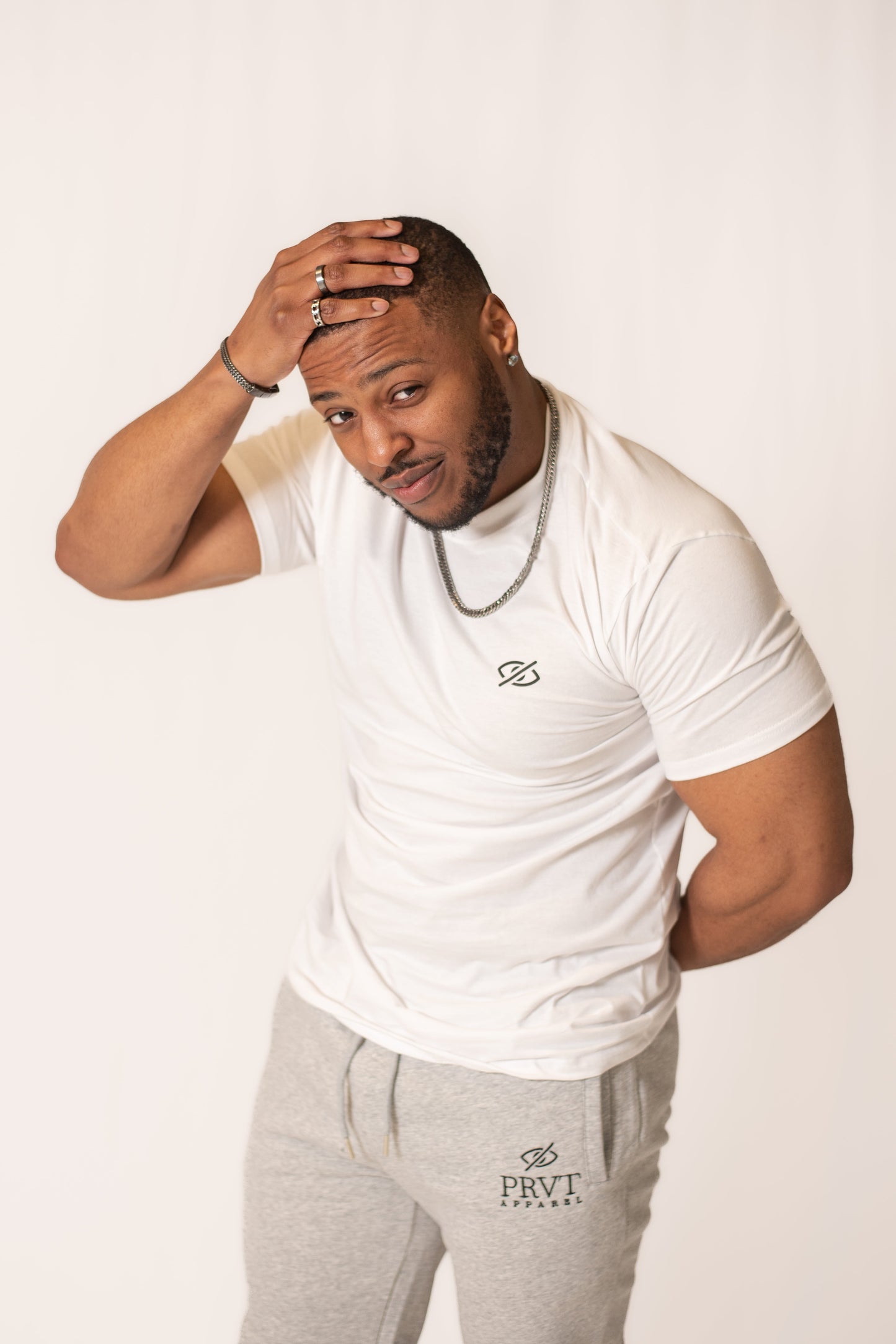 Classic T-shirt - Velora