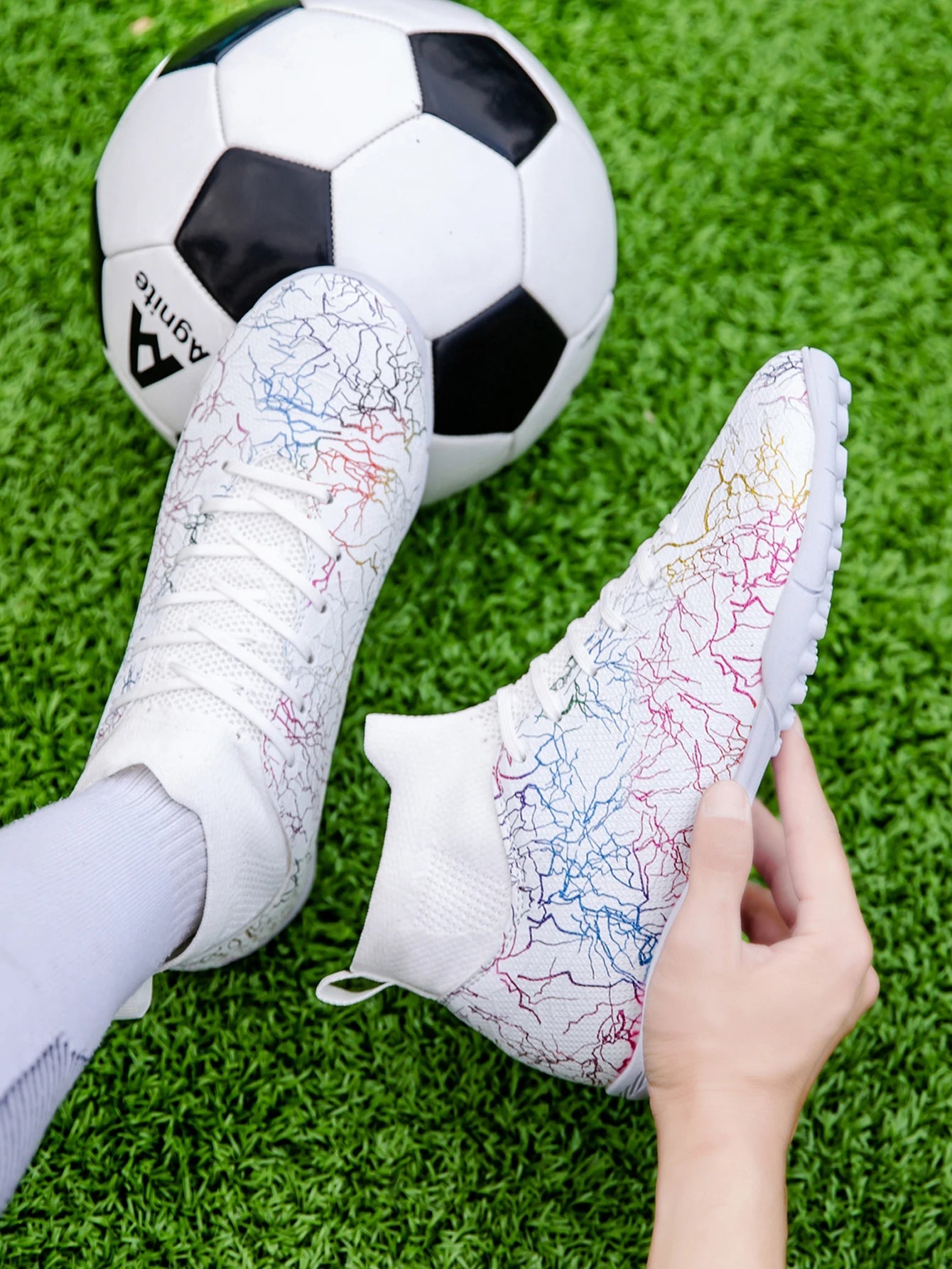 Professional High Top Soccer Shoes for Men, Tf, Broken Nails, Short Nails, Artificial Grass Training, Breathable, Anti Slip - Velora