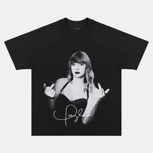 Taylor Swift: Music Icon Tee - Velora