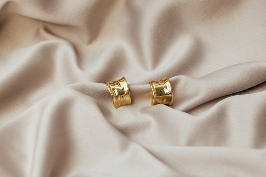 The Amelia Hoop Earrings ( Gold & Silver ) - Velora Luxury Fashion