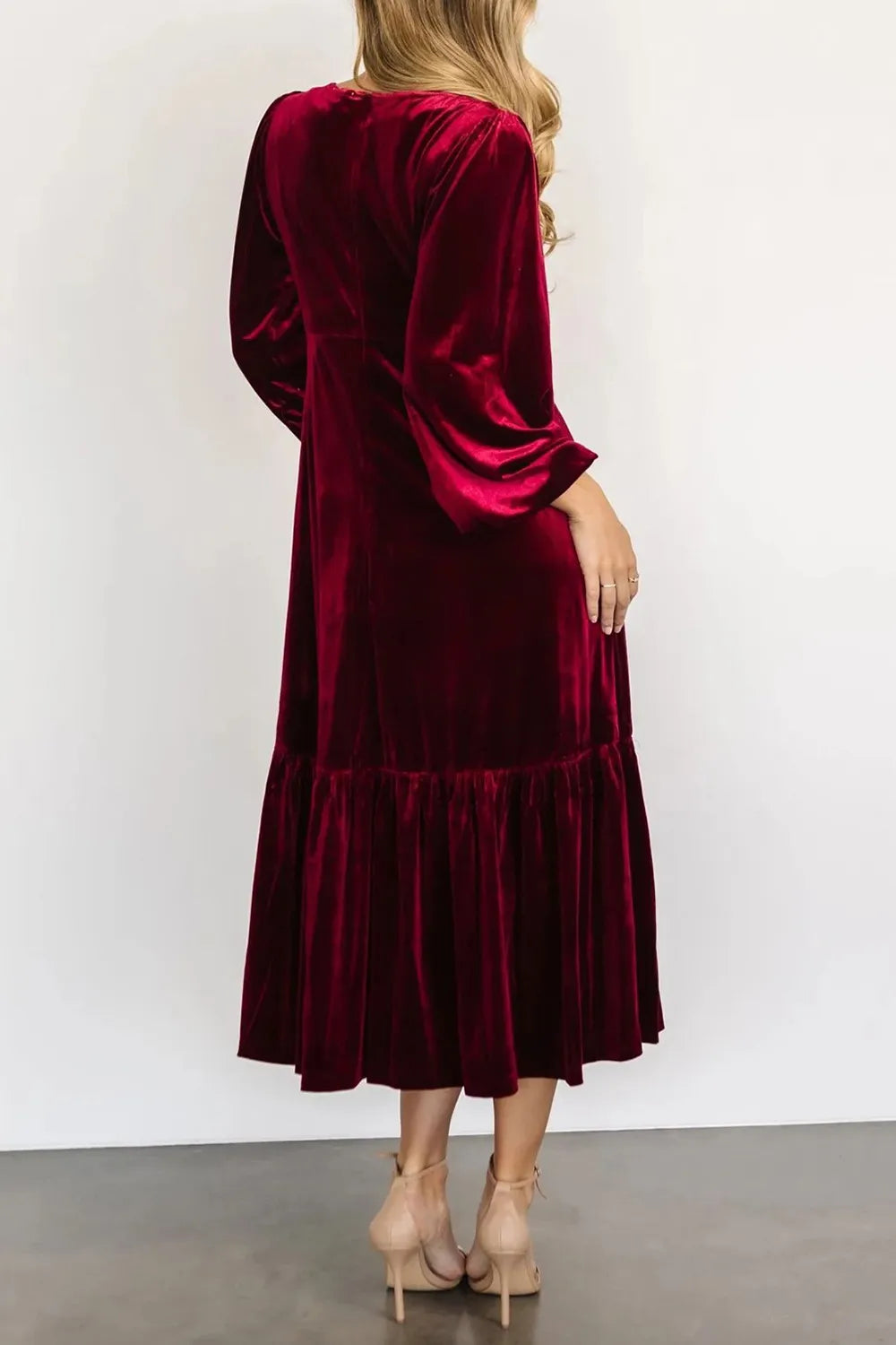 V-Neck Long Sleeve Midi Velvet Dress - Velora Luxury Fashion