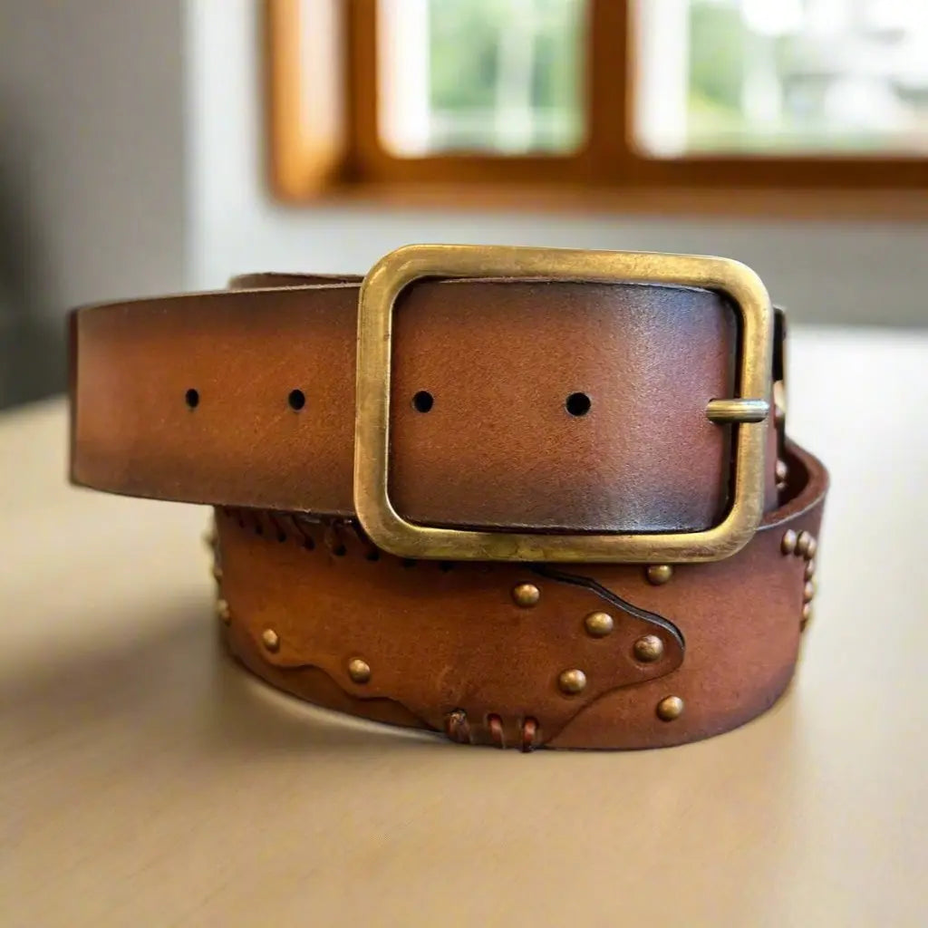 Women's Full-Grain Leather Belt with Studs Boutique of Leathers/Open Road