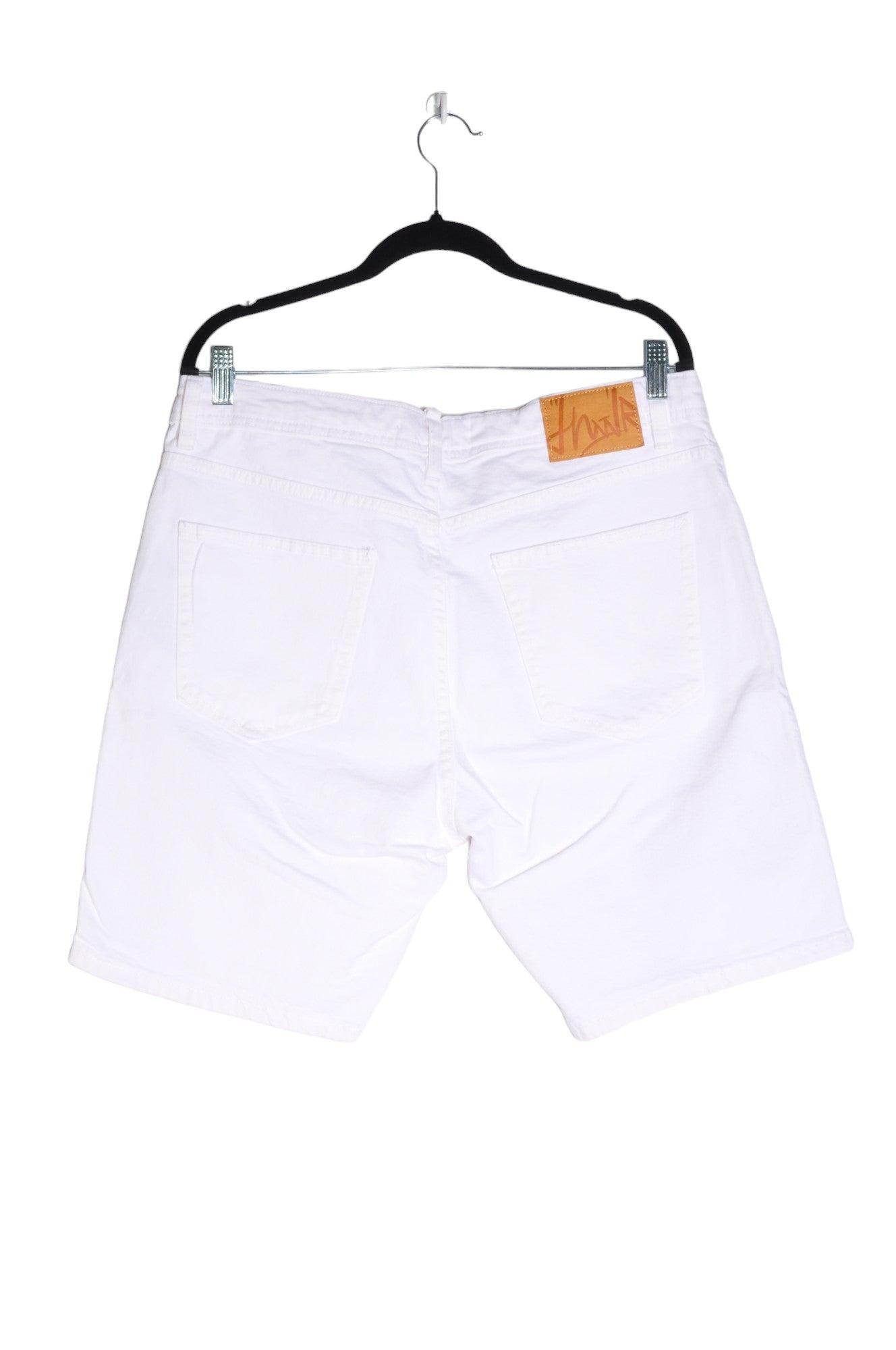 ZARA Men Denim Shorts Regular fit in White - 34 - Velora Luxury Fashion