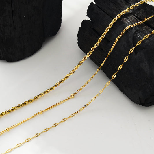 ZURI Triple Layer Mixed-Chain Necklace in Gold - Velora