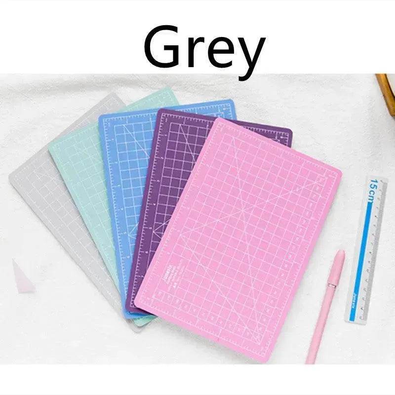 Art Pen Knife Cutting Board Set - Velora