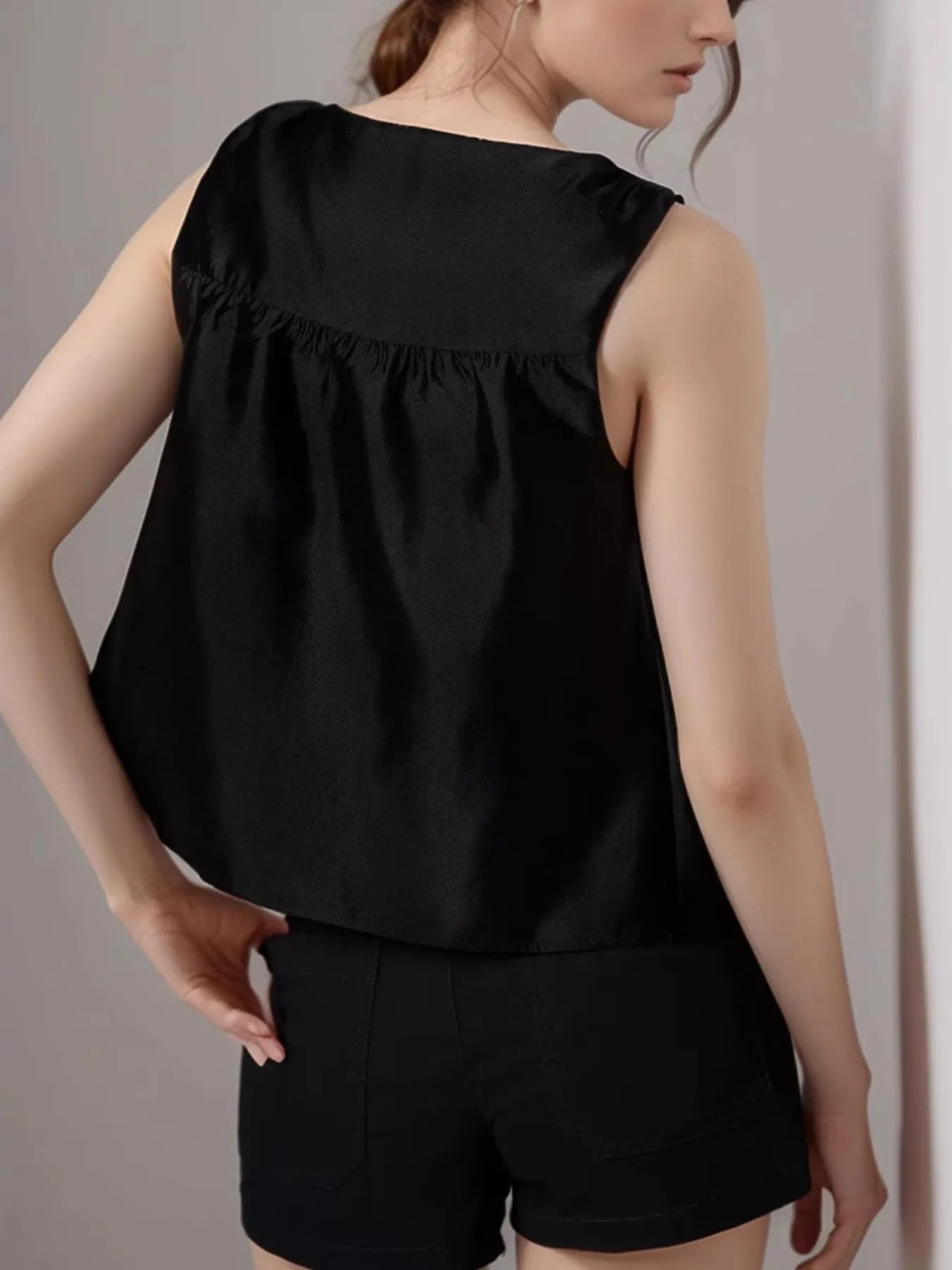 Ruched Round Neck Tank Top - Velora