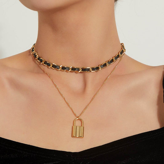 Vintage Chain Lock Pendant Necklace For Women - Velora