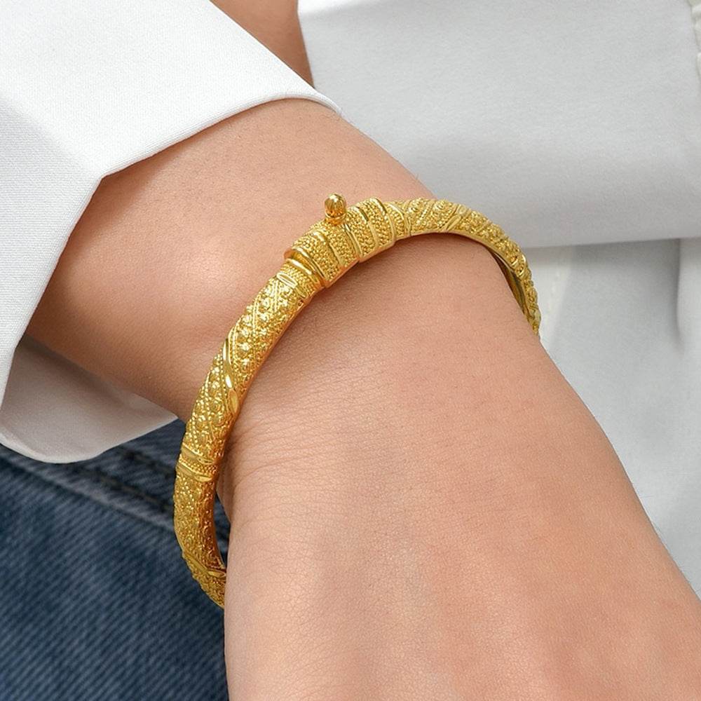 Special-interest Design Copper Plated Gold Bracelet For Women - Velora