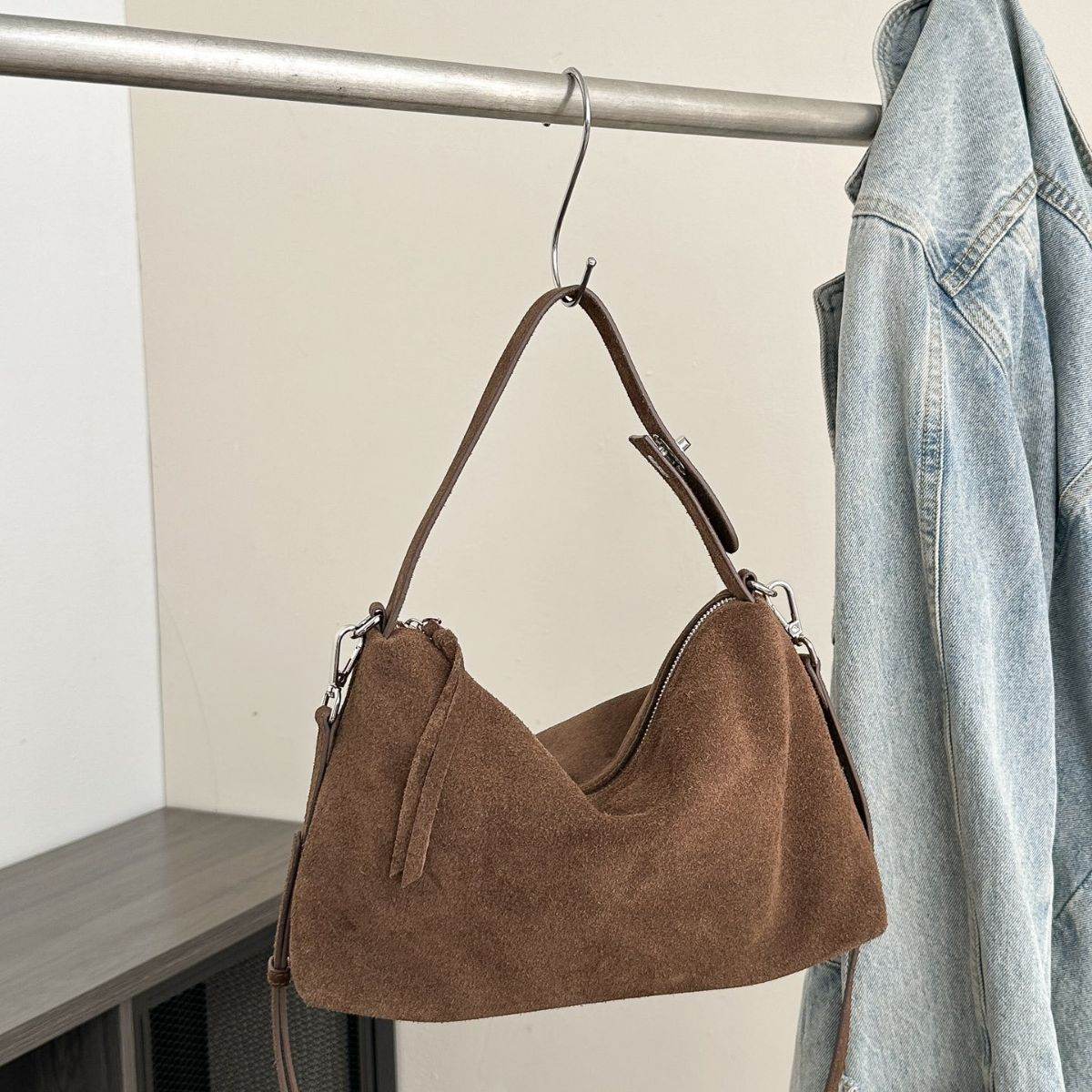 Korean Fashion Simple Large Capacity Crossbody Bag - Velora