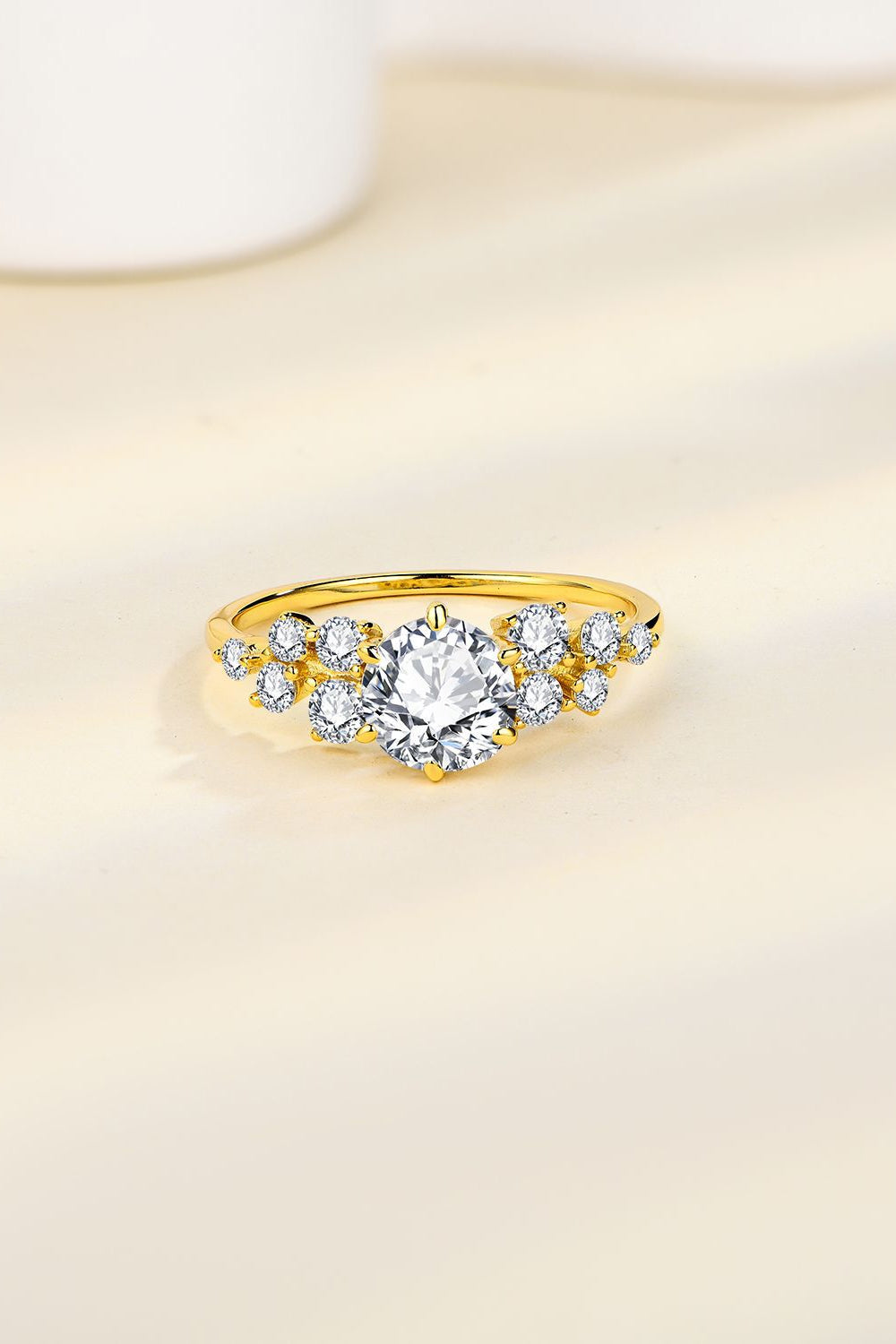 1 Carat Moissanite 925 Sterling Silver Ring https://like2b-uy