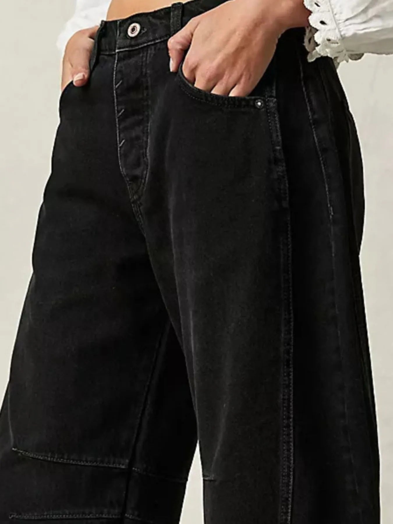 Wide Leg Relaxed Fit Jeans - Velora