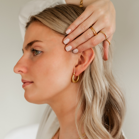 Twisted Mind Earrings - Velora