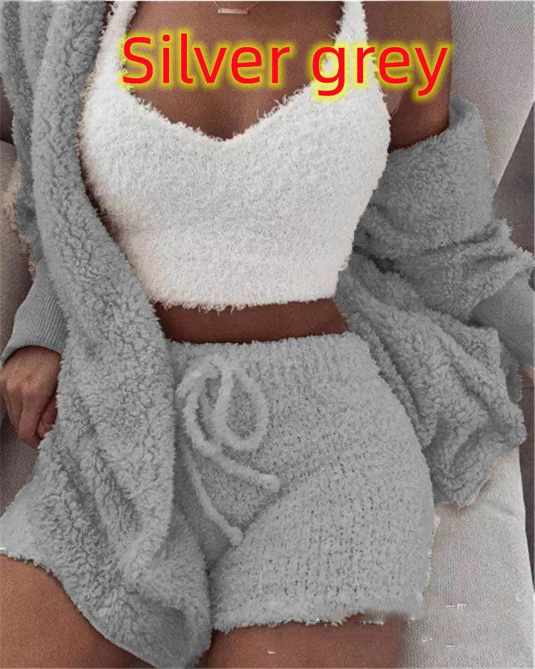 3 Pieces Of Fashionable Ladies Plush Home Clothes - Velora