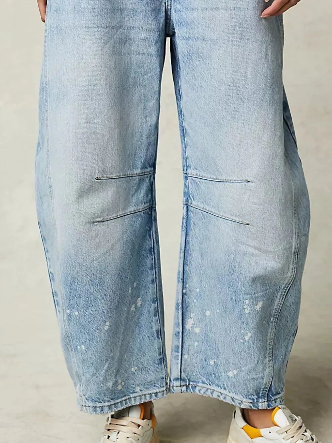Wide Leg Relaxed Fit Jeans - Velora
