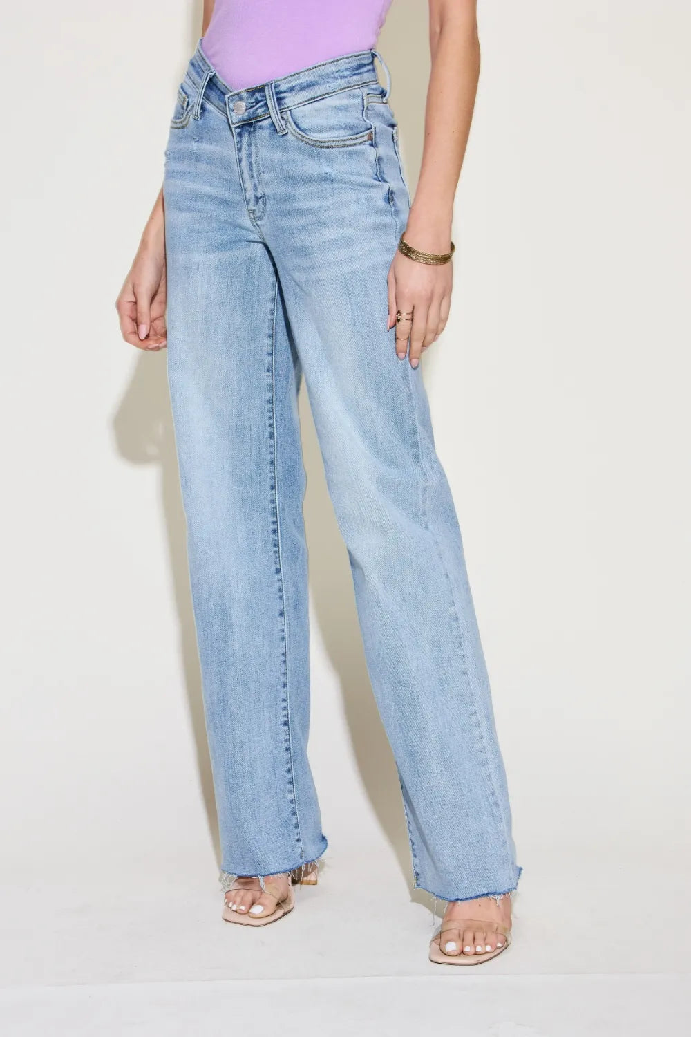 Judy Blue Full Size V Front Waistband Straight Jeans - Velora