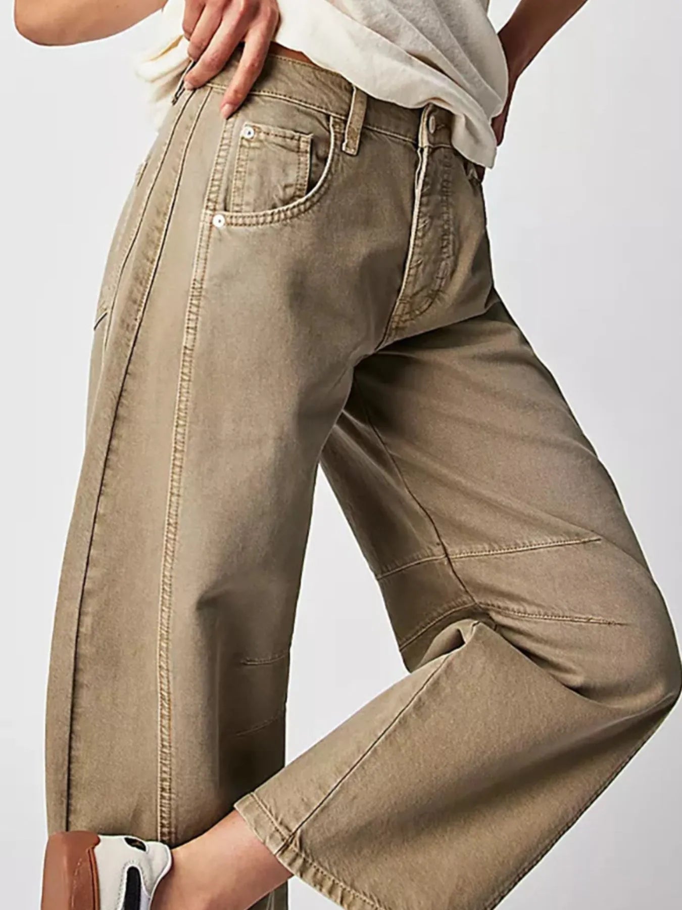 Wide Leg Relaxed Fit Jeans - Velora