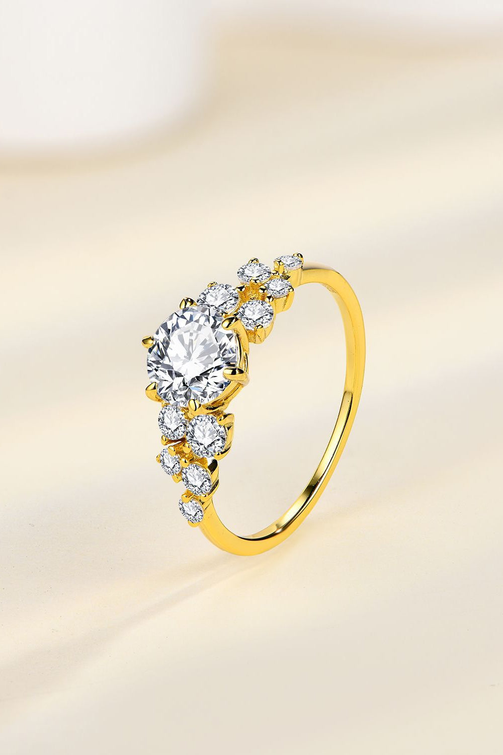 1 Carat Moissanite 925 Sterling Silver Ring https://like2b-uy