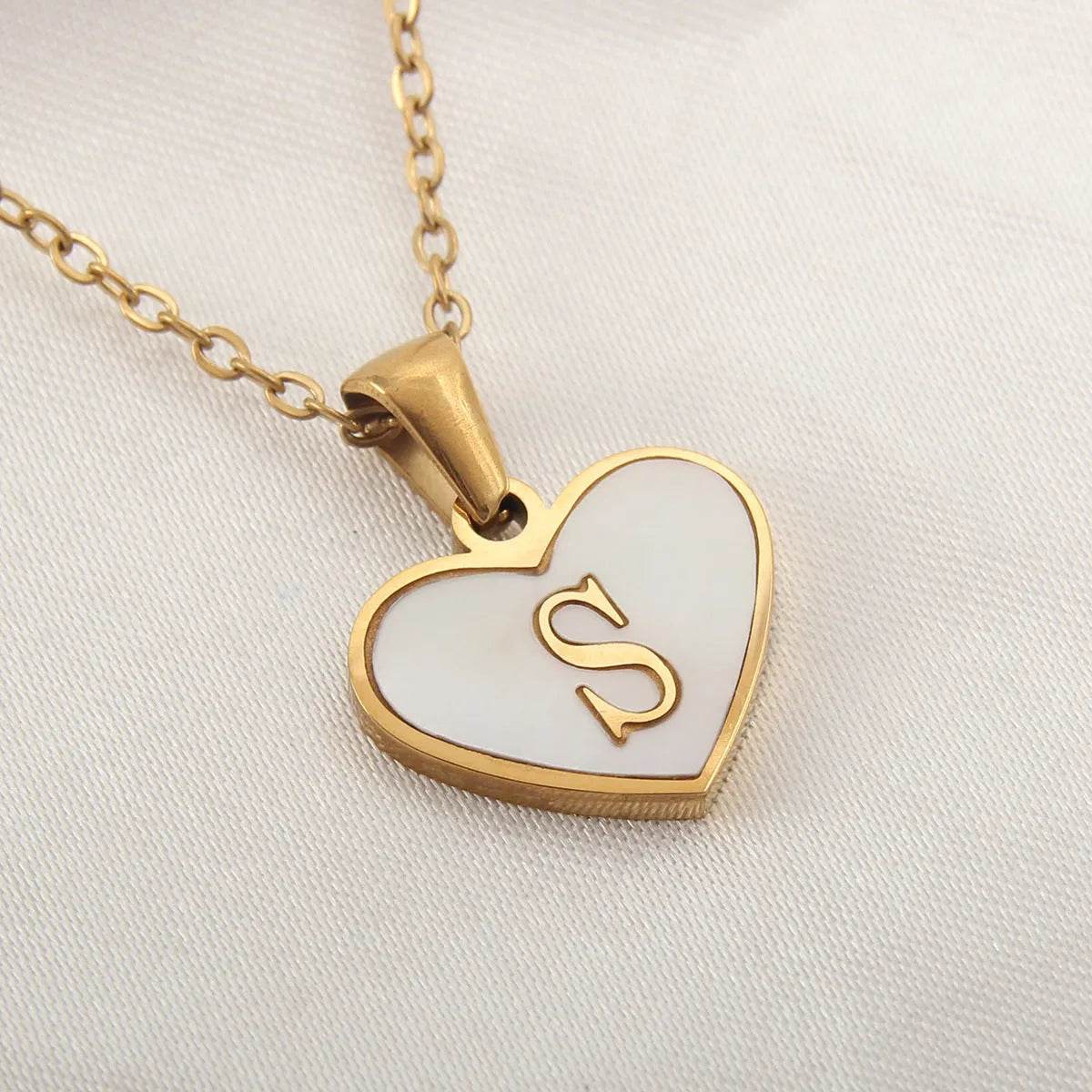 26 Letter Heart-shaped Necklace White Shell Love Clavicle Chain Fashion Personalized Necklace For Women Jewelry Valentine's Day - Velora