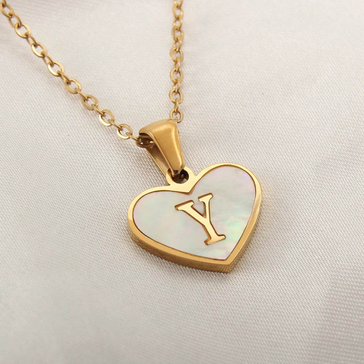 26 Letter Heart-shaped Necklace White Shell Love Clavicle Chain Fashion Personalized Necklace For Women Jewelry Valentine's Day - Velora
