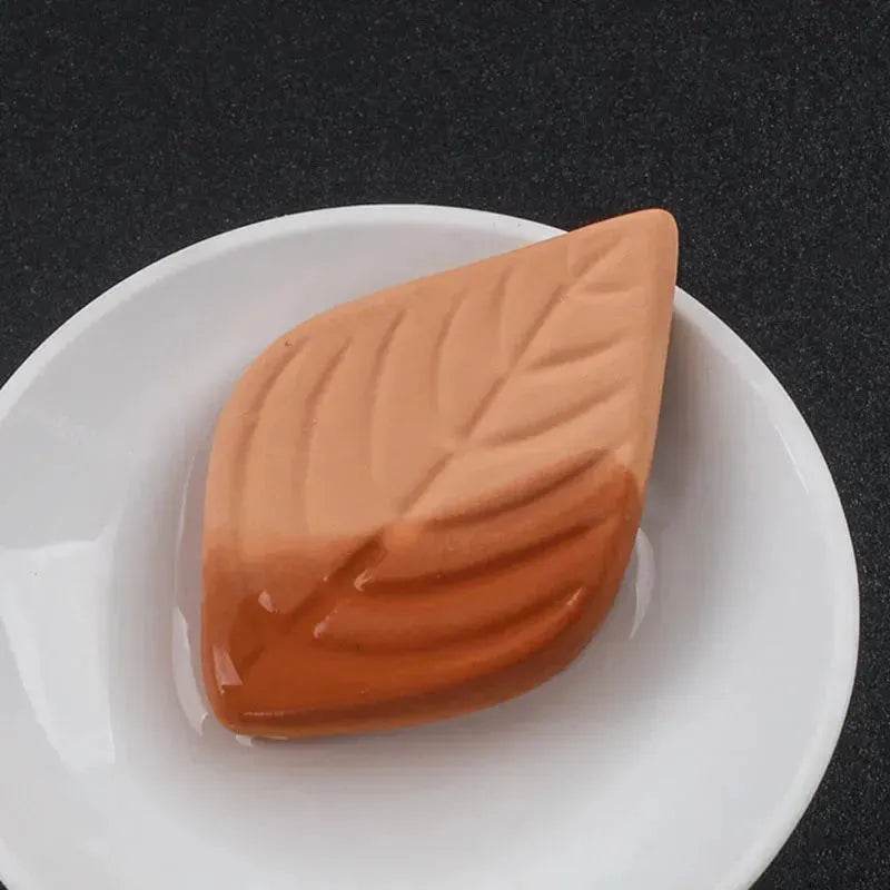 Cigar Humidor Clay Leaf-shaped Humidifying Cigar Moisturizing Tablet - Velora