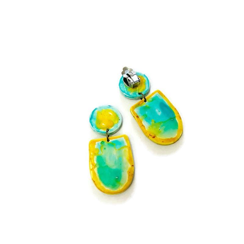 Wearable Art Necklace in Turquoise & Yellow - Velora Luxury Fashion