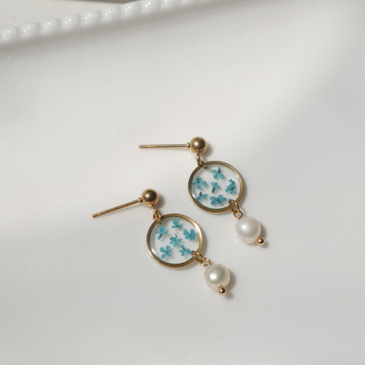 Boucles d'oreilles Perla - fleurs de carottes bleues - petit rond - Velora