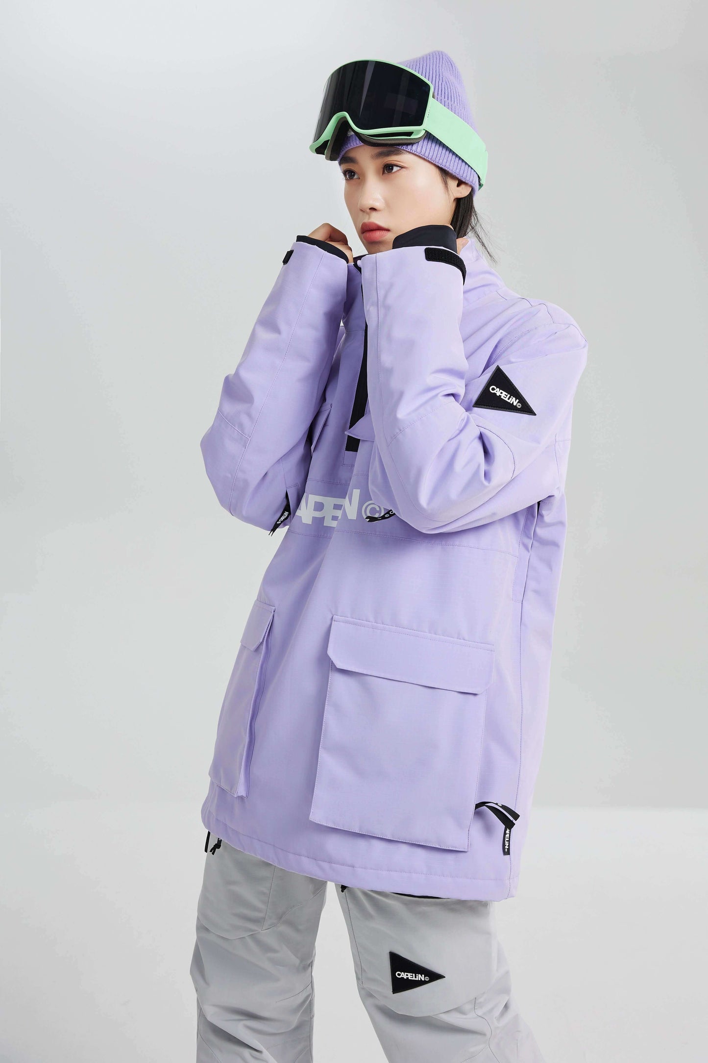 Yenna Women's Pullover Snowboard Jacket - Velora