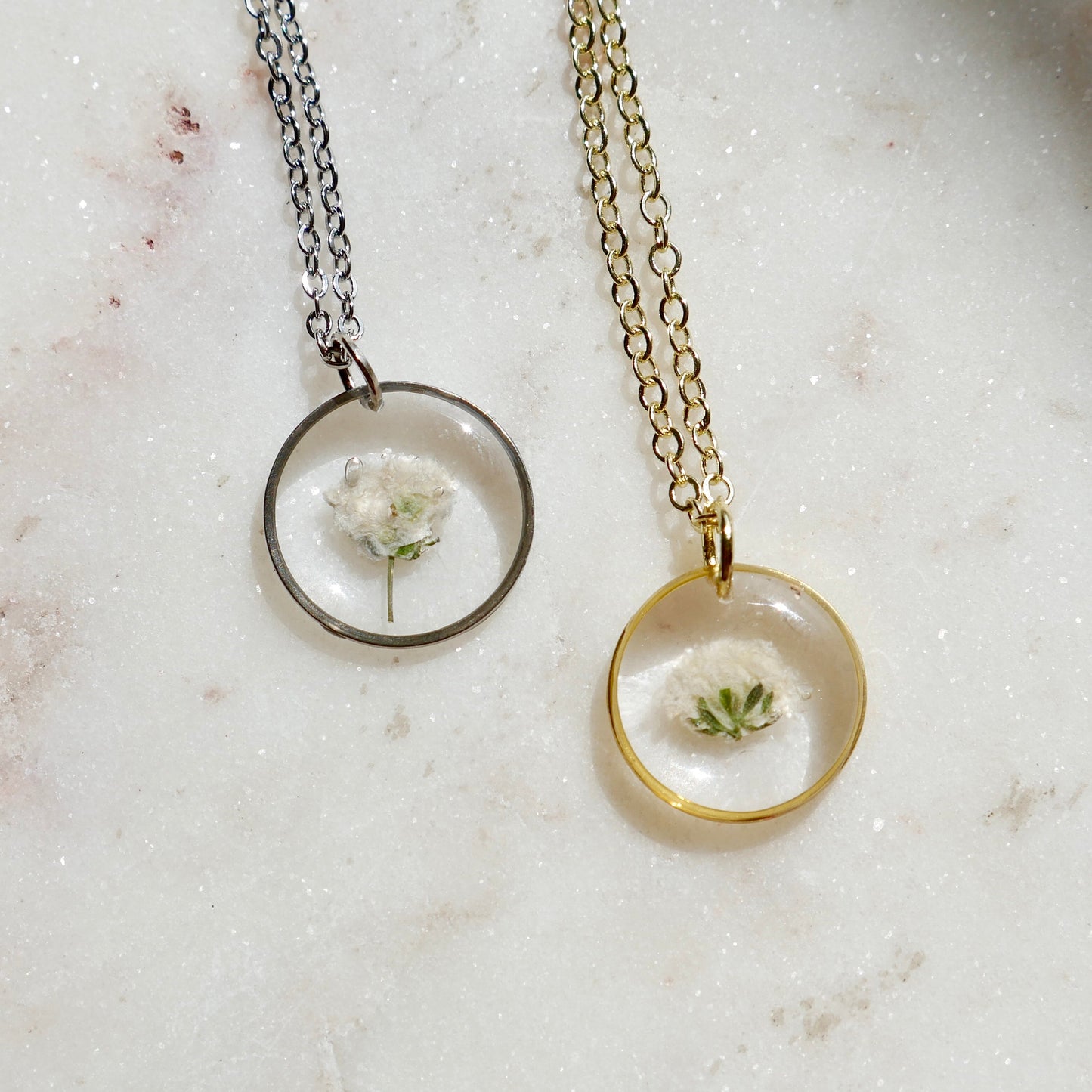 Collier Gigi - Soupir blanc - rond - Velora